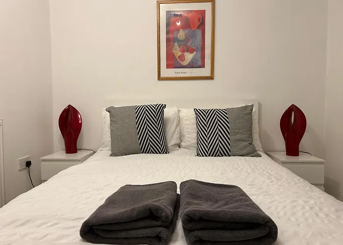 Lovely Serviced Apartment, Free Parking, Oxford